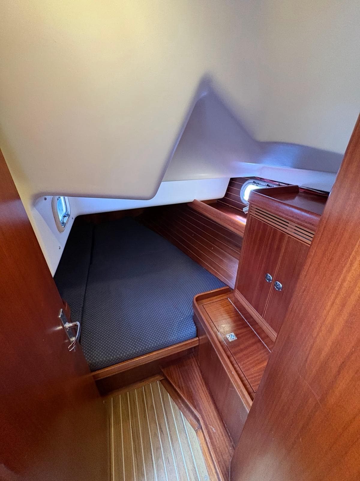 Port cabin